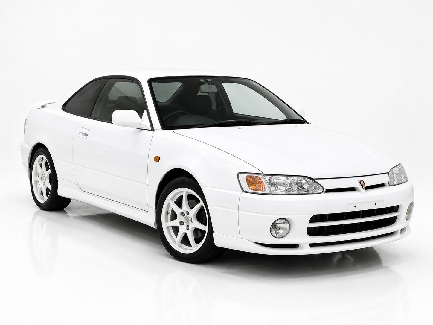 Toyota Corolla Levin (AE111) - White