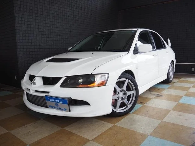 Import Mitsubishi Lancer Evolution VIII