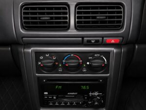 Subaru Impreza WRX / STI Sedan (GC8) - Photo 6