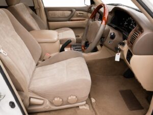 Toyota Land Cruiser 100 Series (HDJ101K) - Photo 4