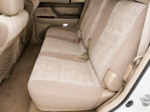 Toyota Land Cruiser 100 Series (HDJ101K) - Photo 6