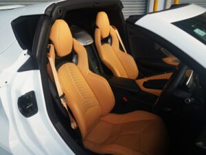 Chevrolet Corvette Stingray LT2 (C8) - Photo 11