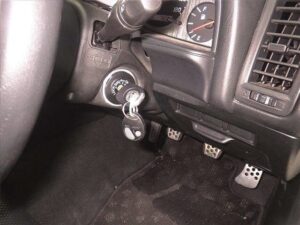 Nissan Skyline R34 GT-R (BNR34) - Photo 9