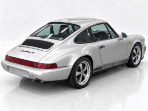 Porsche 911 (964) - Photo 3