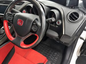 Honda Civic Type R (FK2) - Photo 11