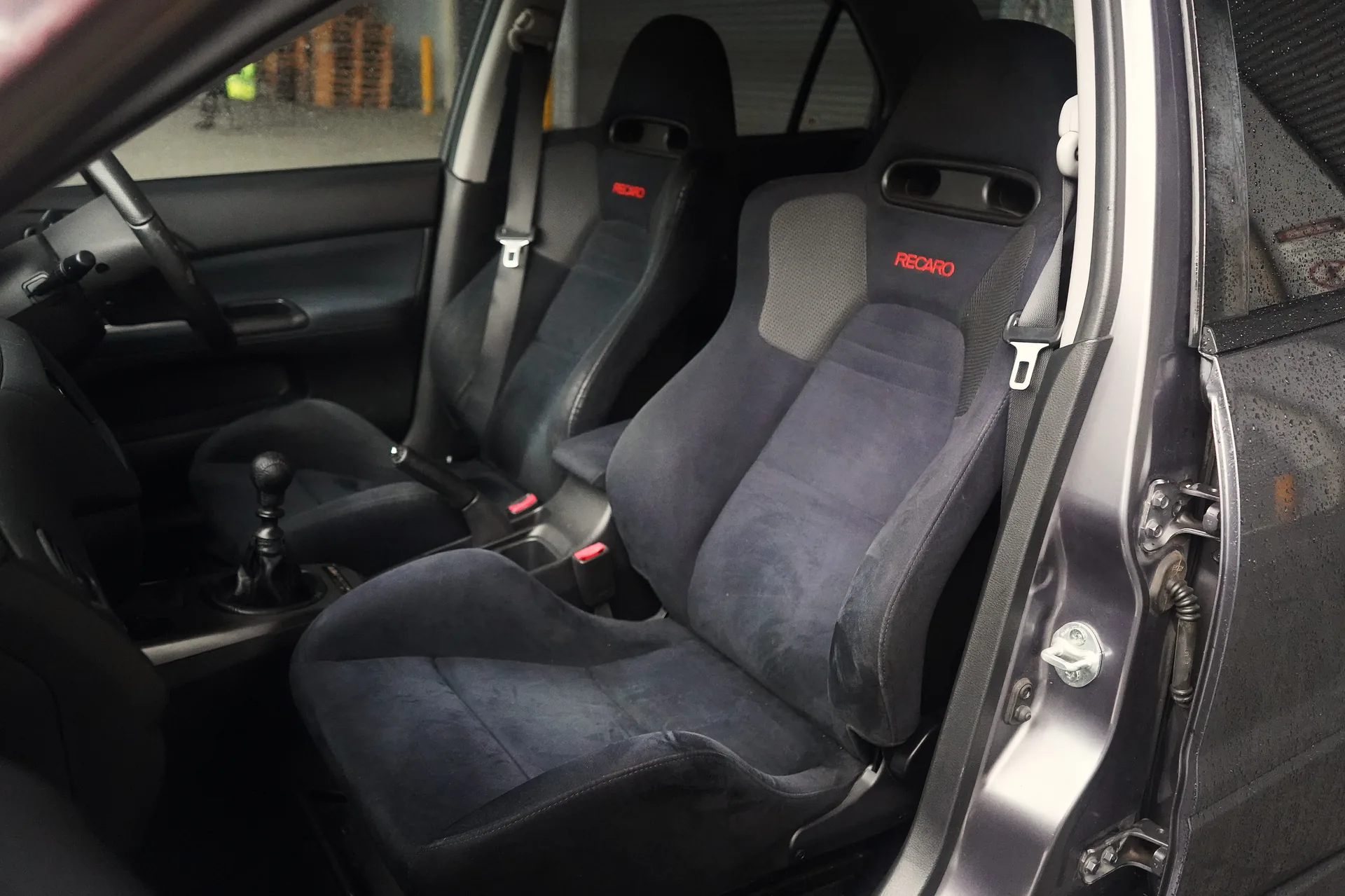 Factory Recaro seats in a Japanese-market Mitsubishi Evolution VIII