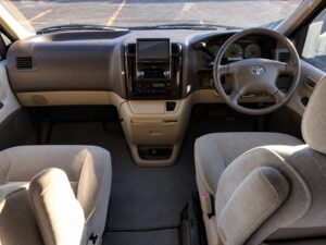 Toyota Grand Hiace Motorhome (VCH22) - Photo 9